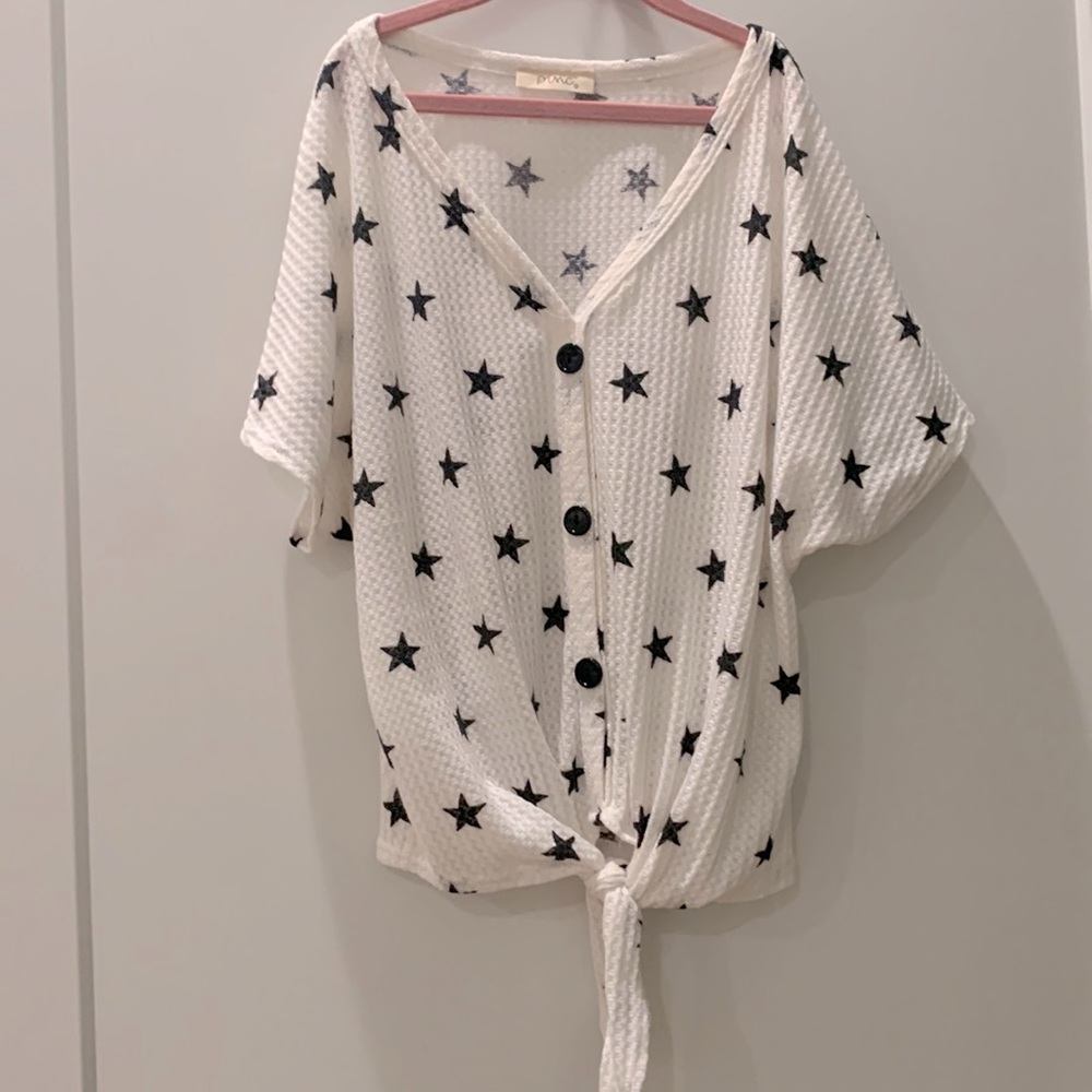 Cropped womens white and black star top